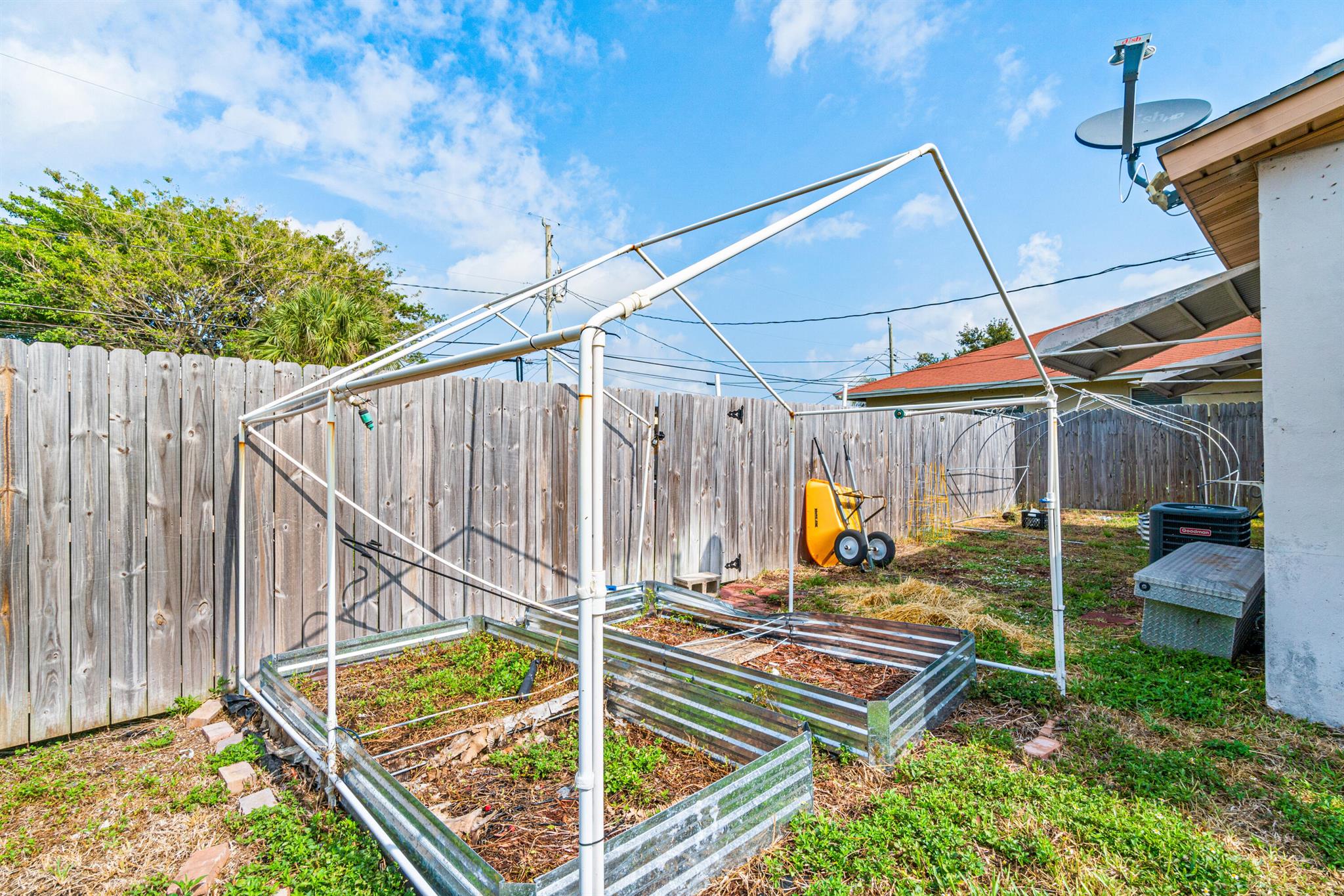 238 SW 10th Avenue