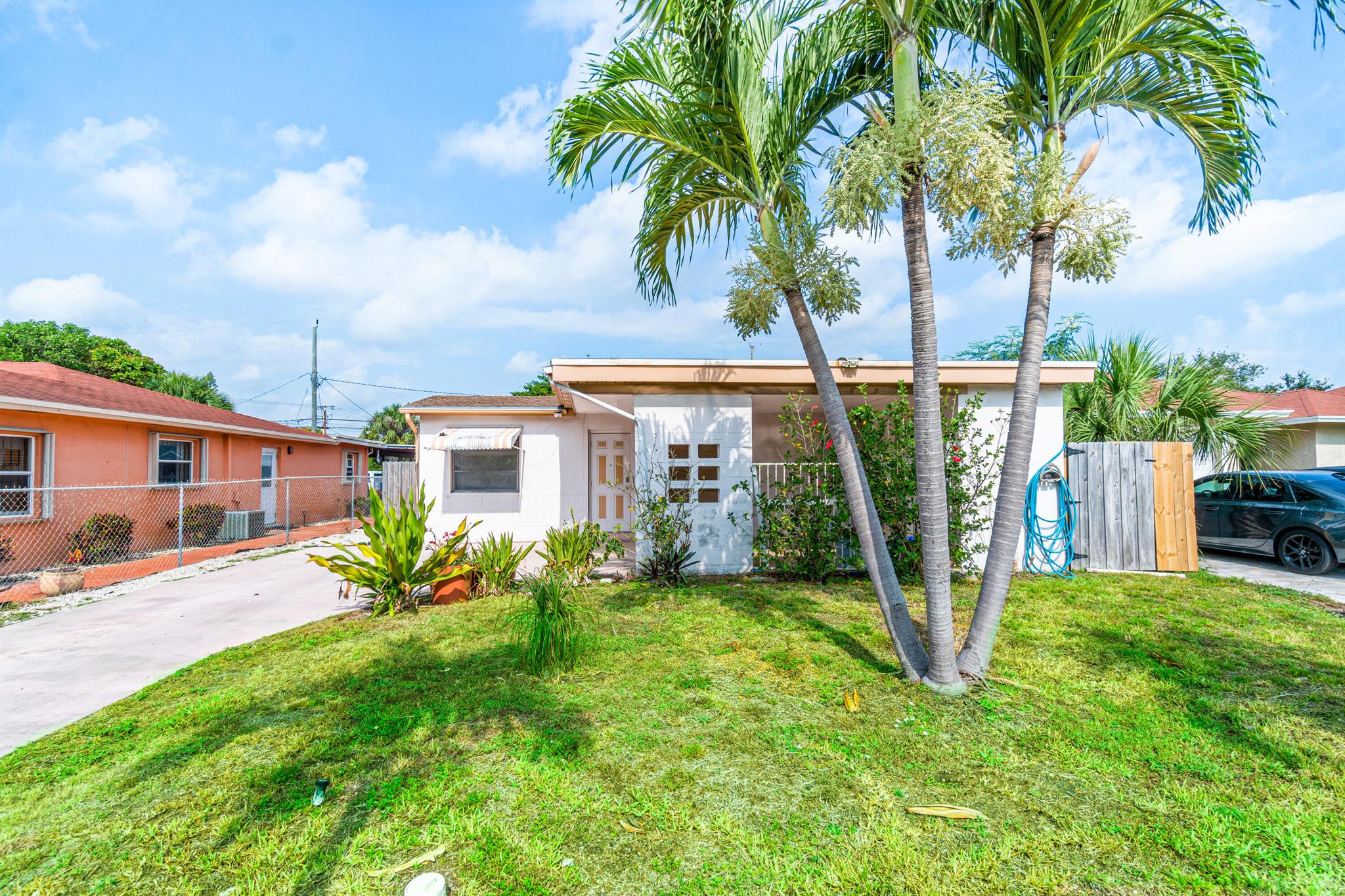 238 SW 10th Avenue