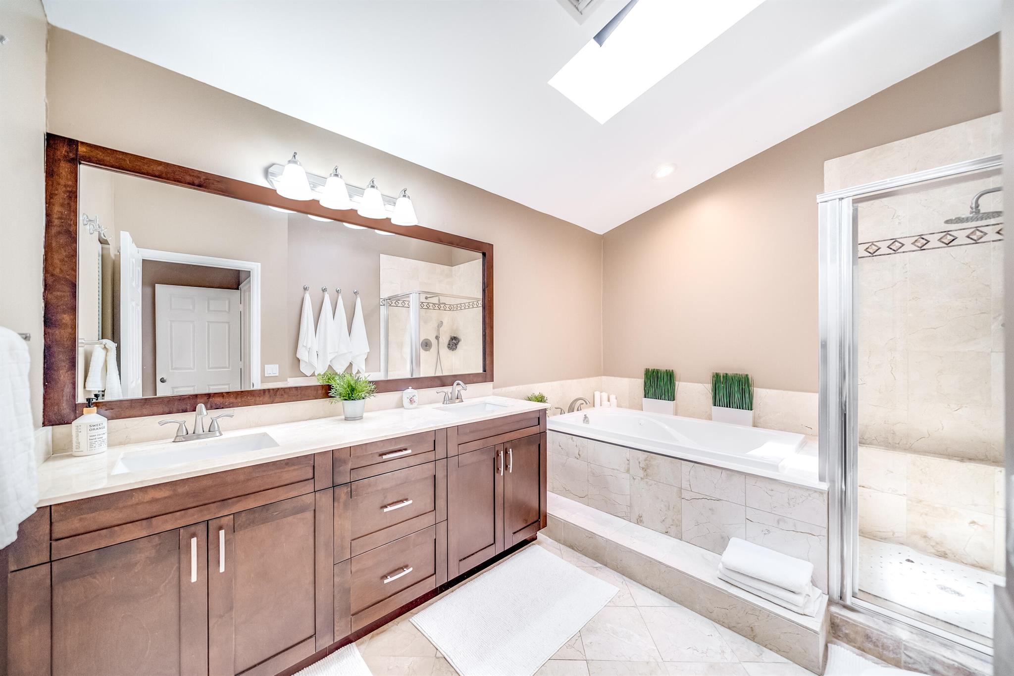 22602 Esplanada Drive