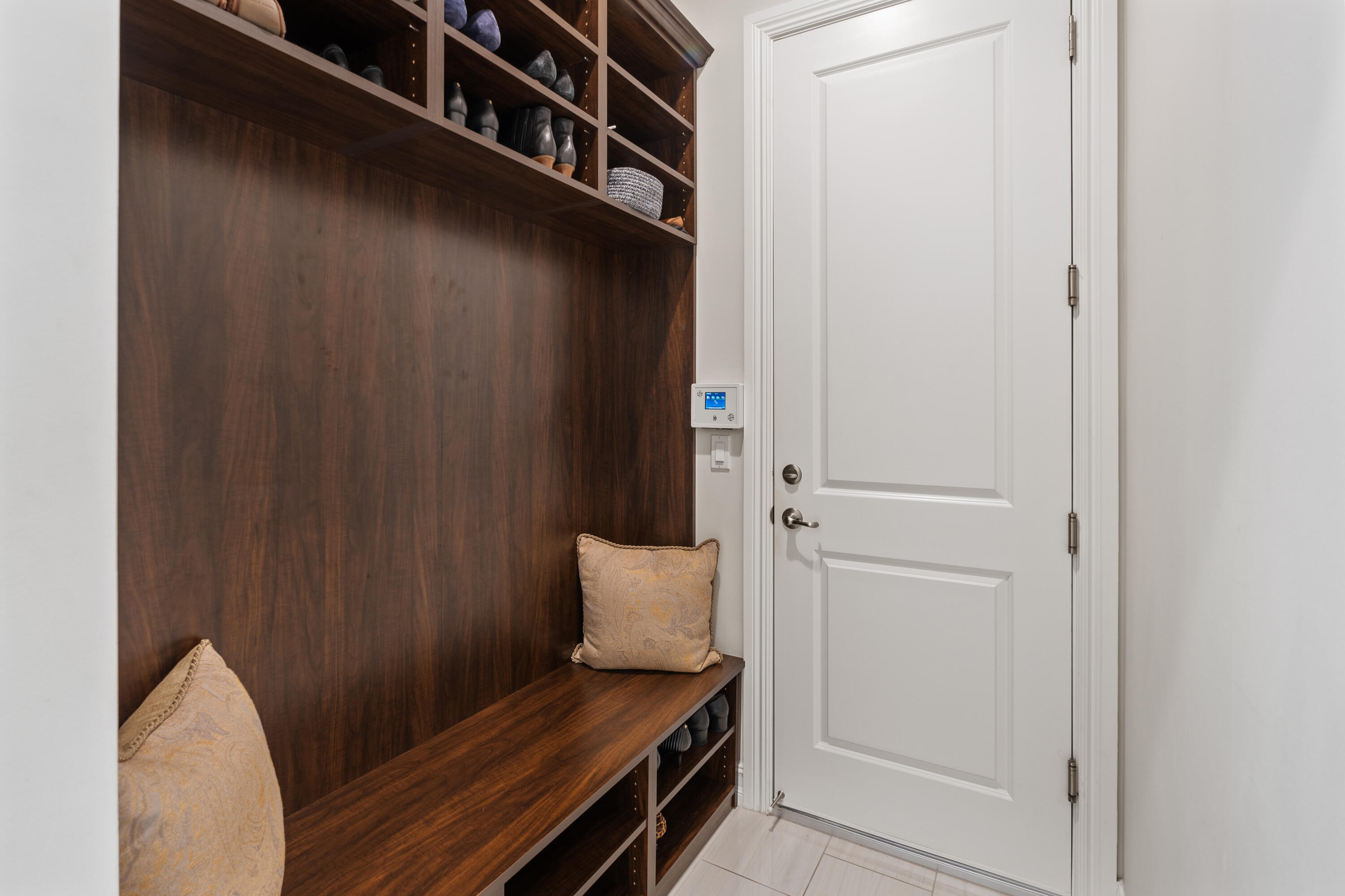 8548 Grand Prix Lane