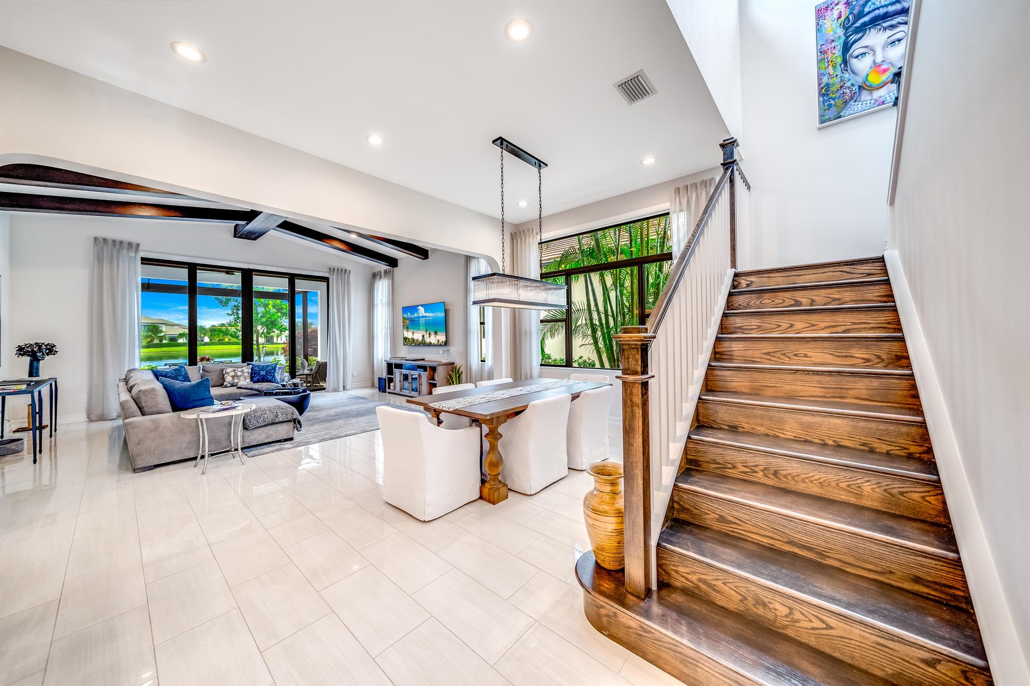 8548 Grand Prix Lane