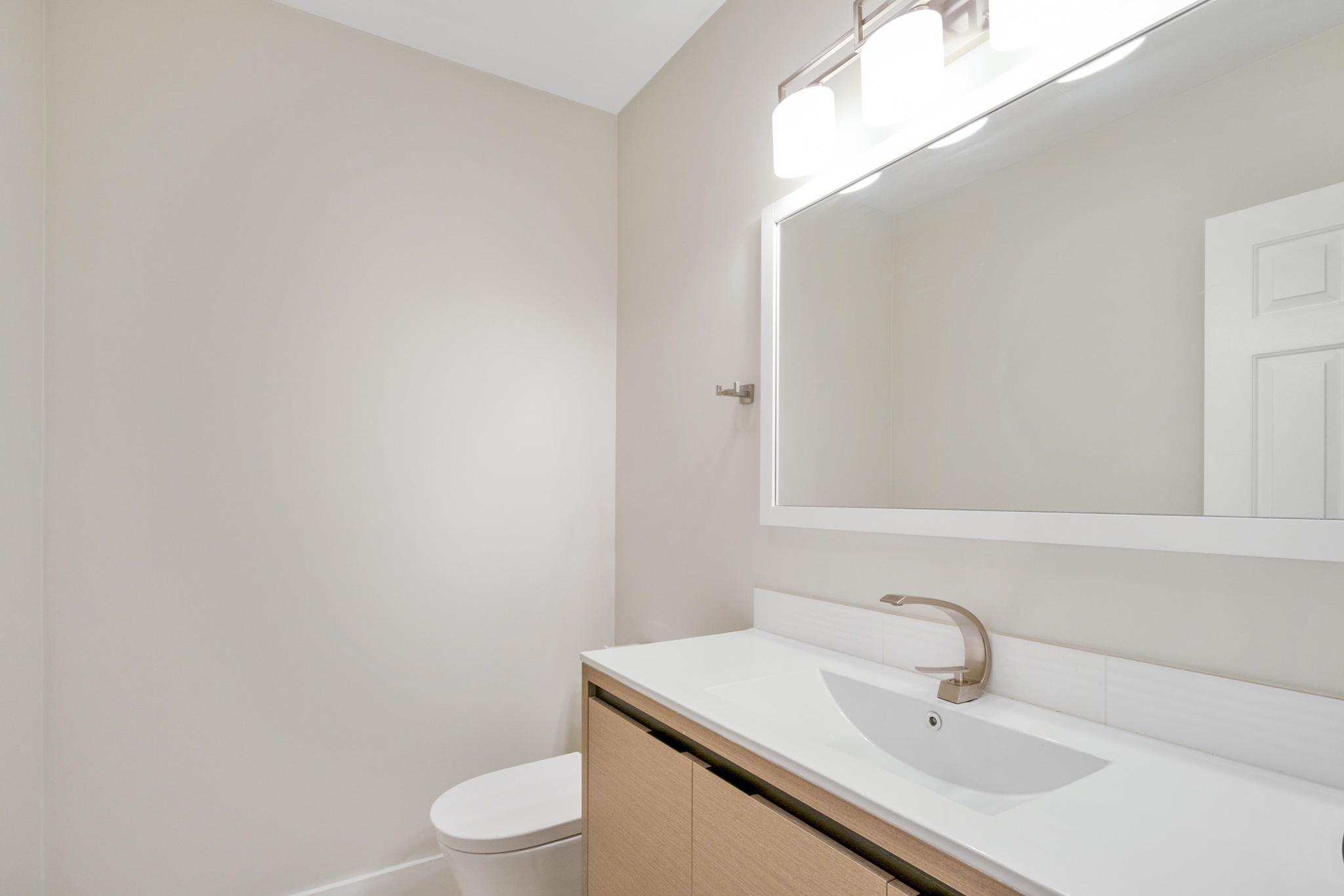 3118 Kingswood Terrace