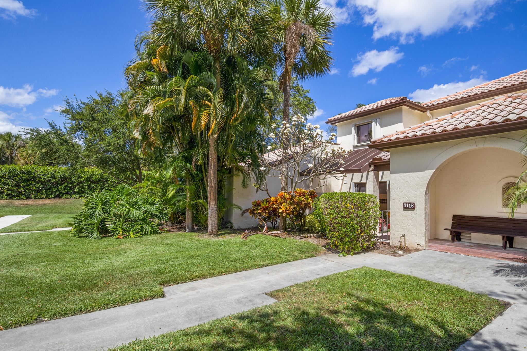 3118 Kingswood Terrace