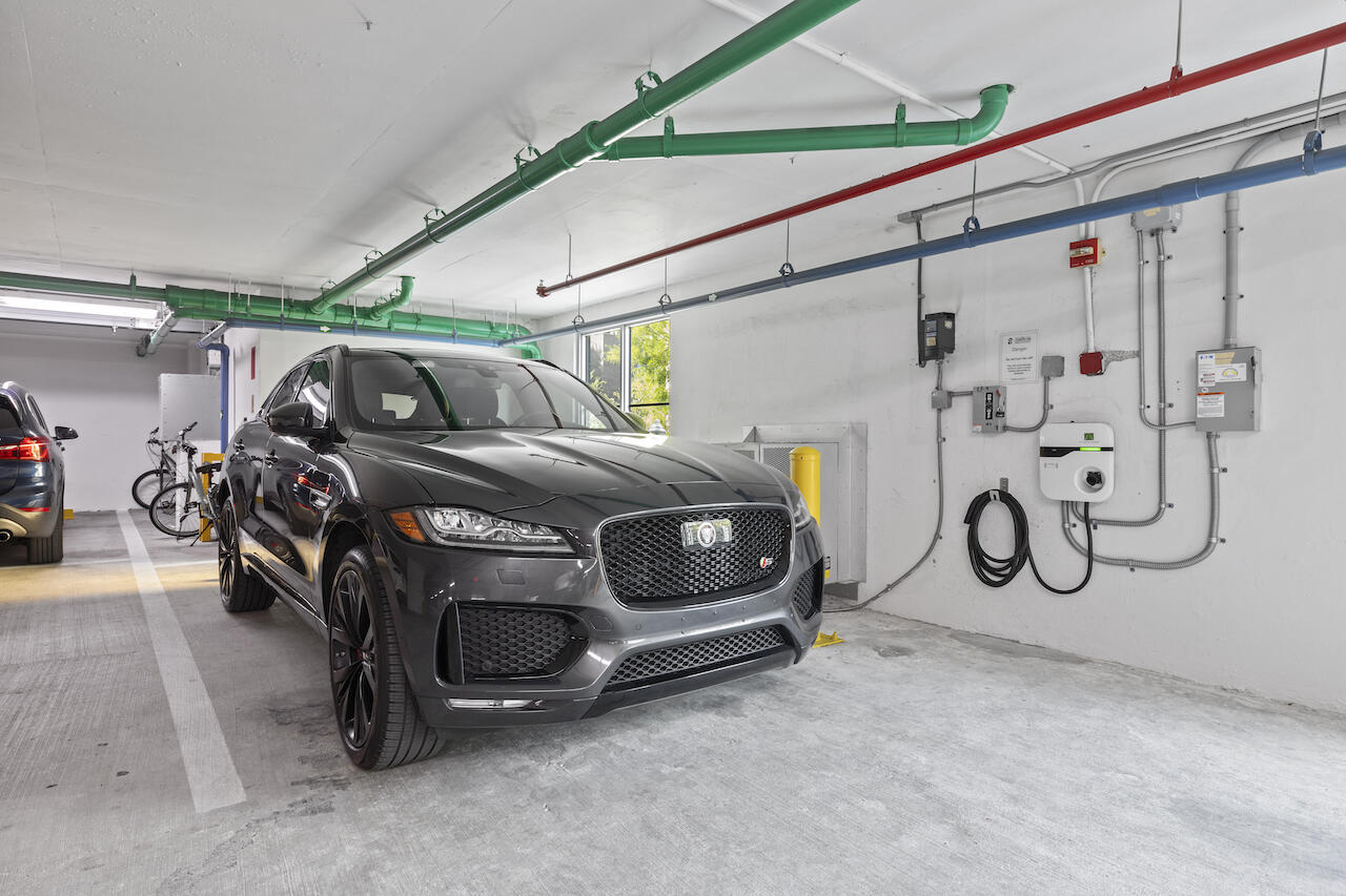 110 Washington Ave 1213