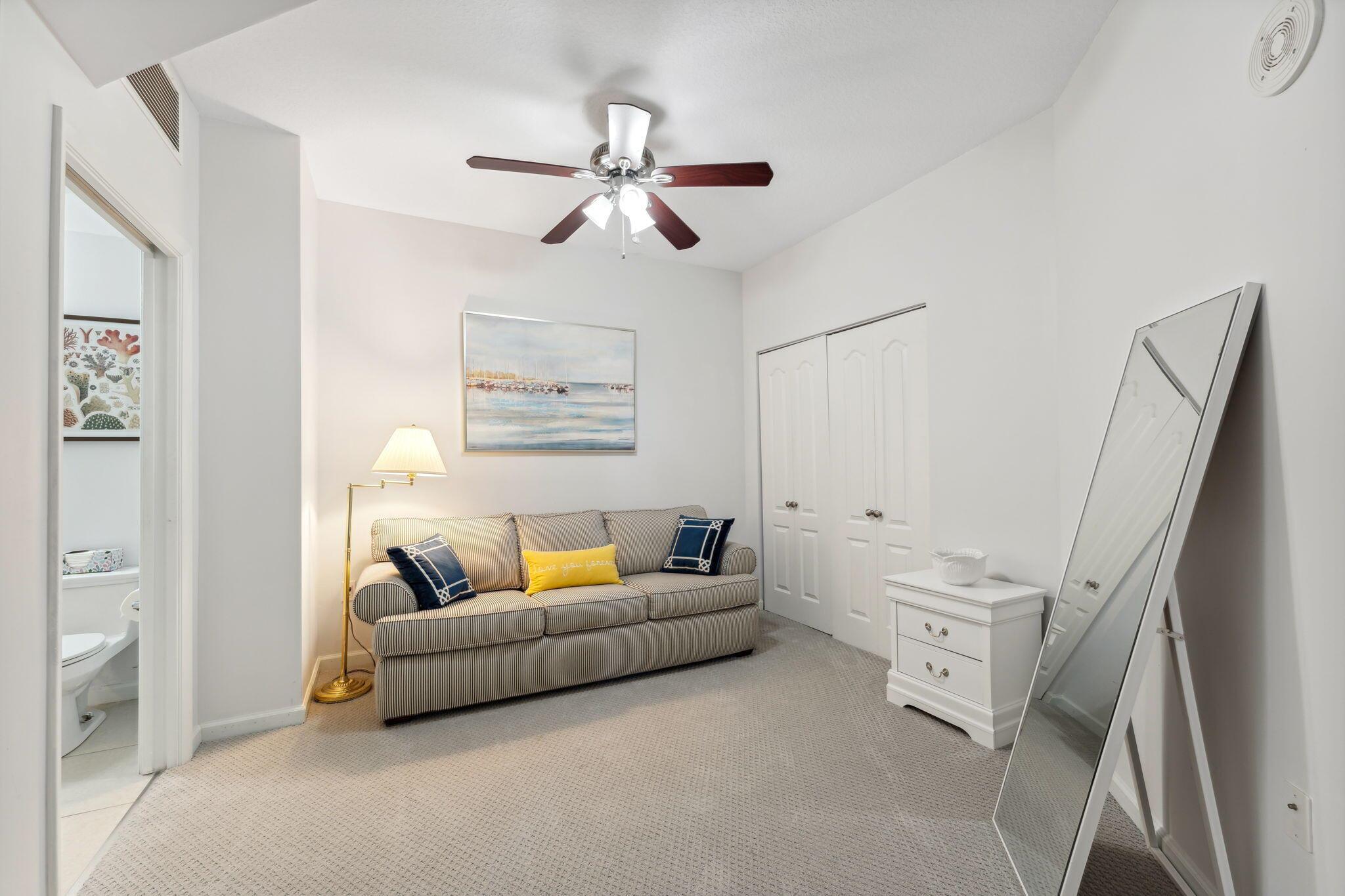 410 Evernia Street 414