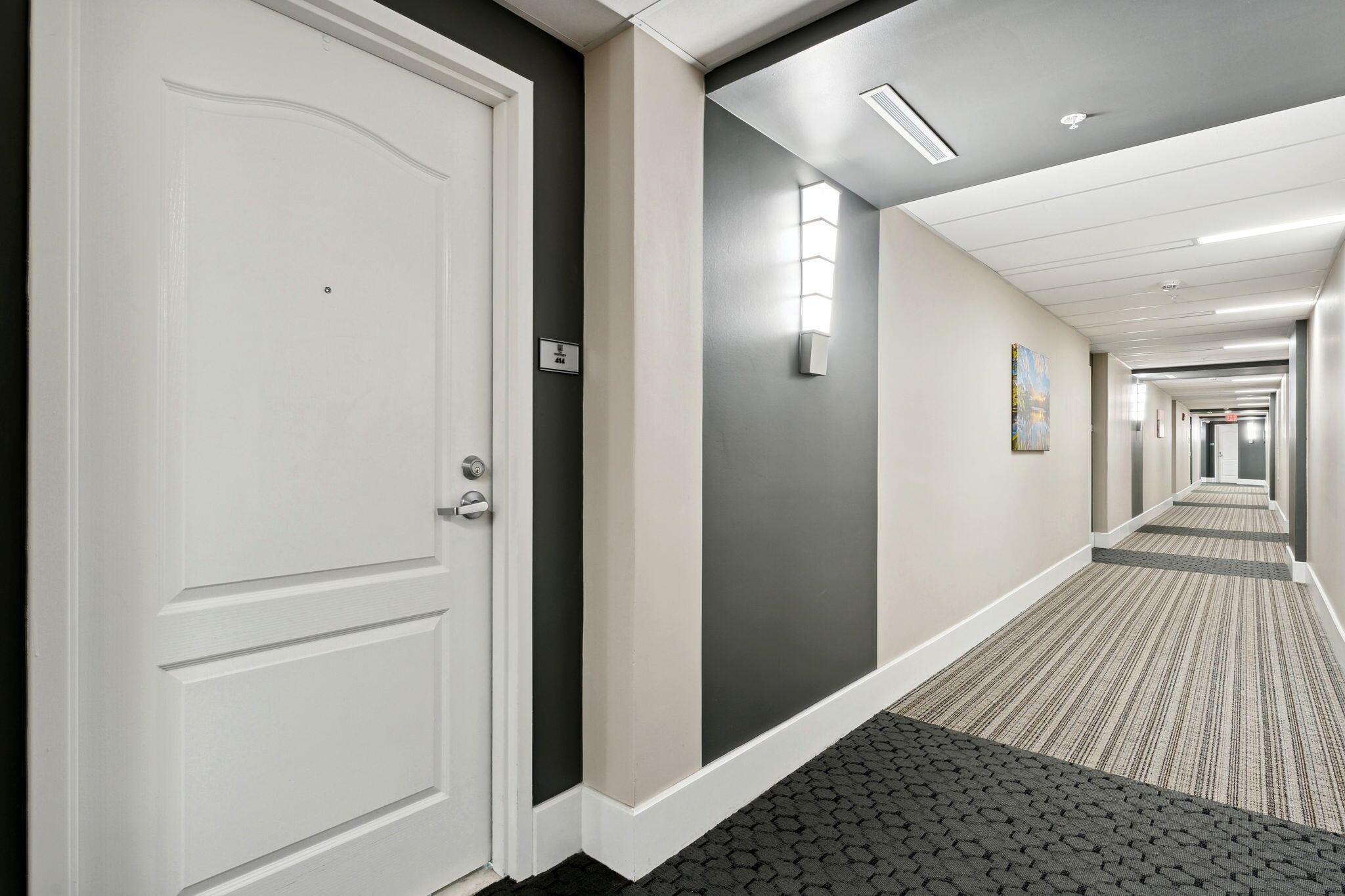 410 Evernia Street 414