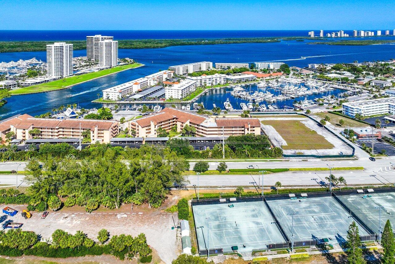 1030 Us Highway 1 108