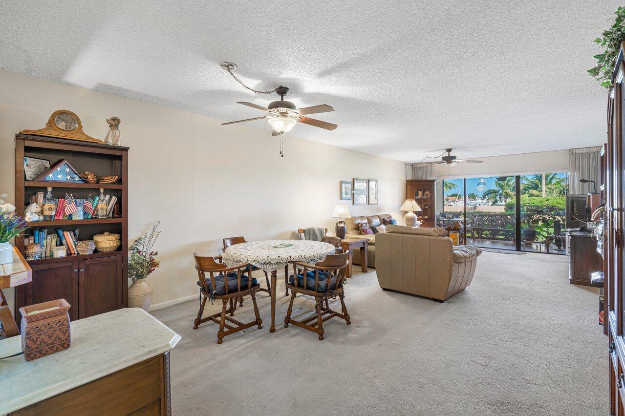 1030 Us Highway 1 108