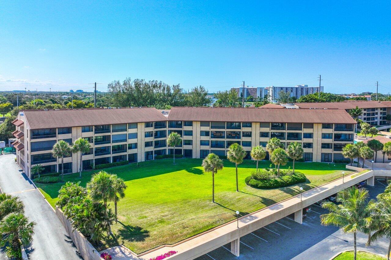 1030 Us Highway 1 108