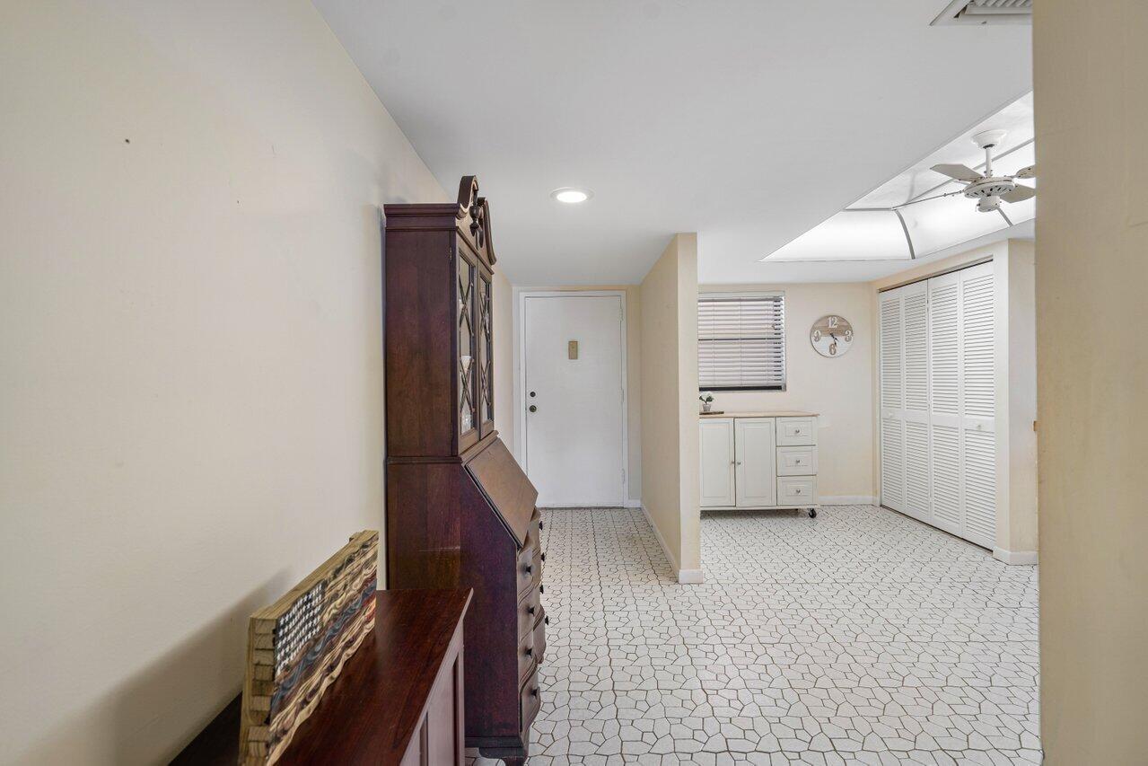 1030 Us Highway 1 108