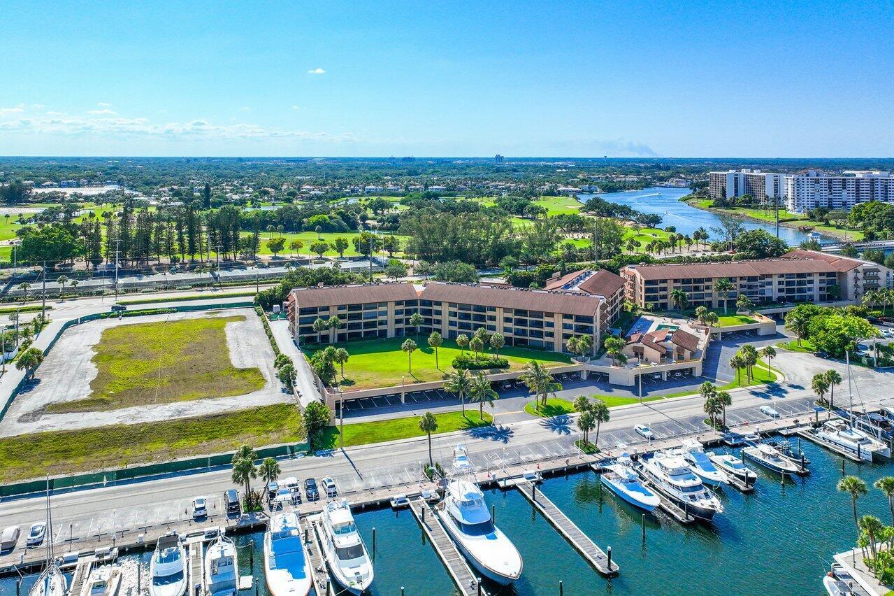 1030 Us Highway 1 108