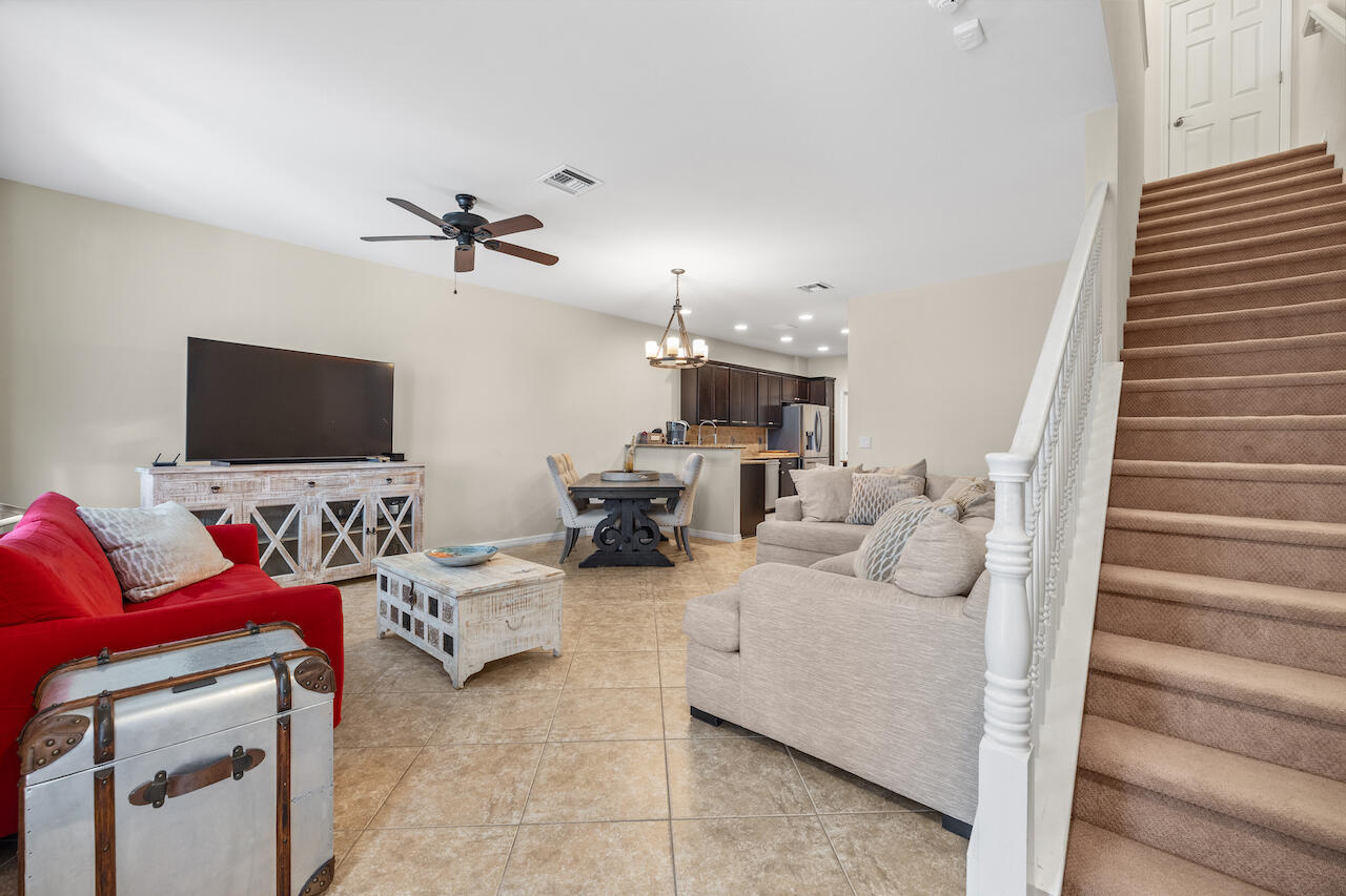3311 E Mallory Boulevard