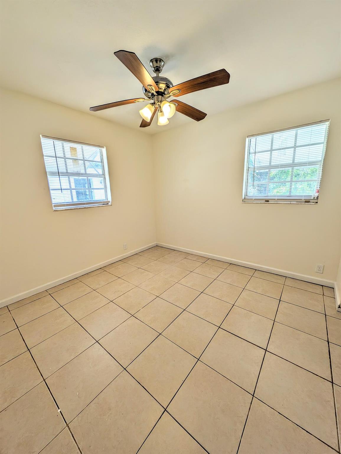 1450 8th Street Street