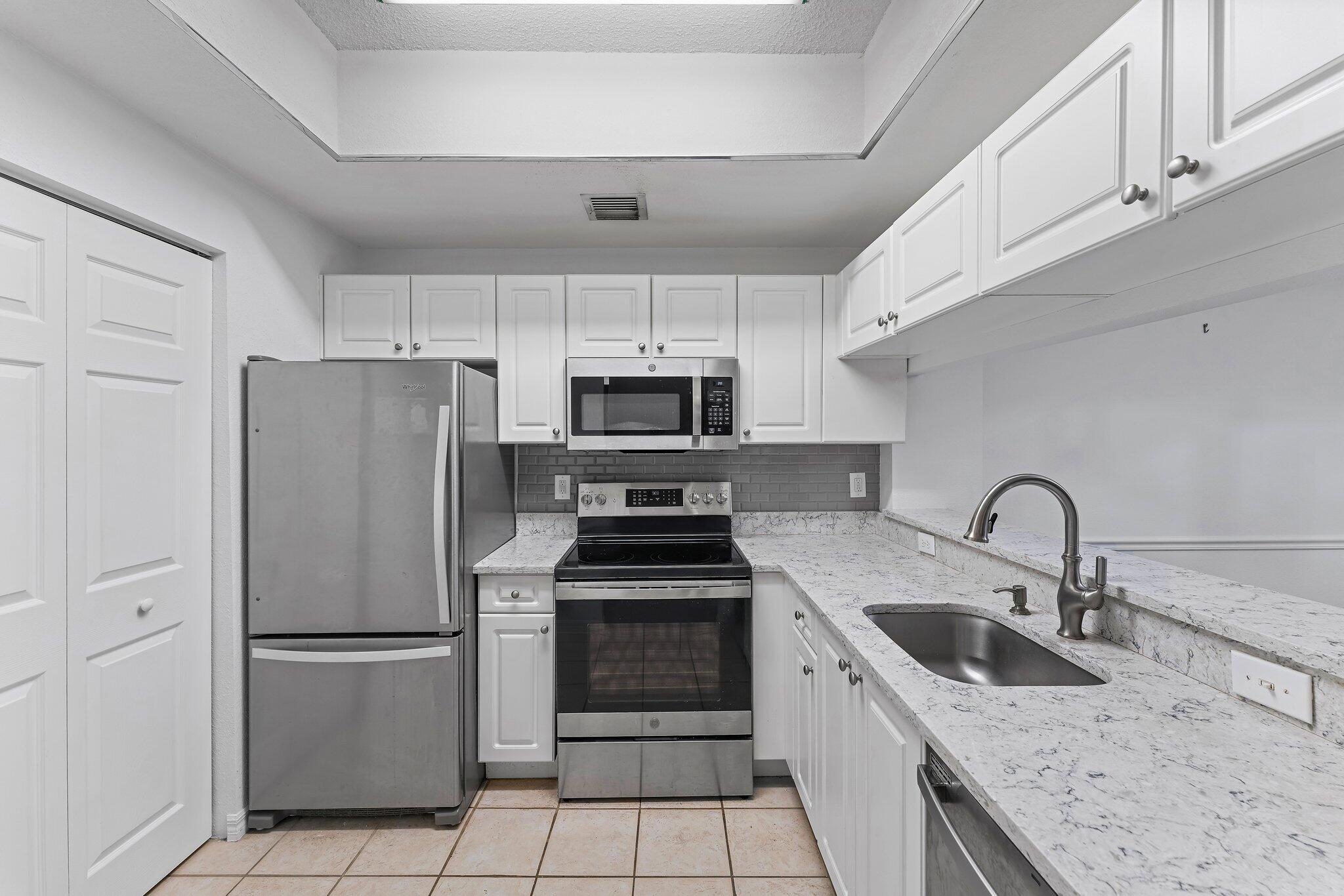 2809 Amalei Drive 108