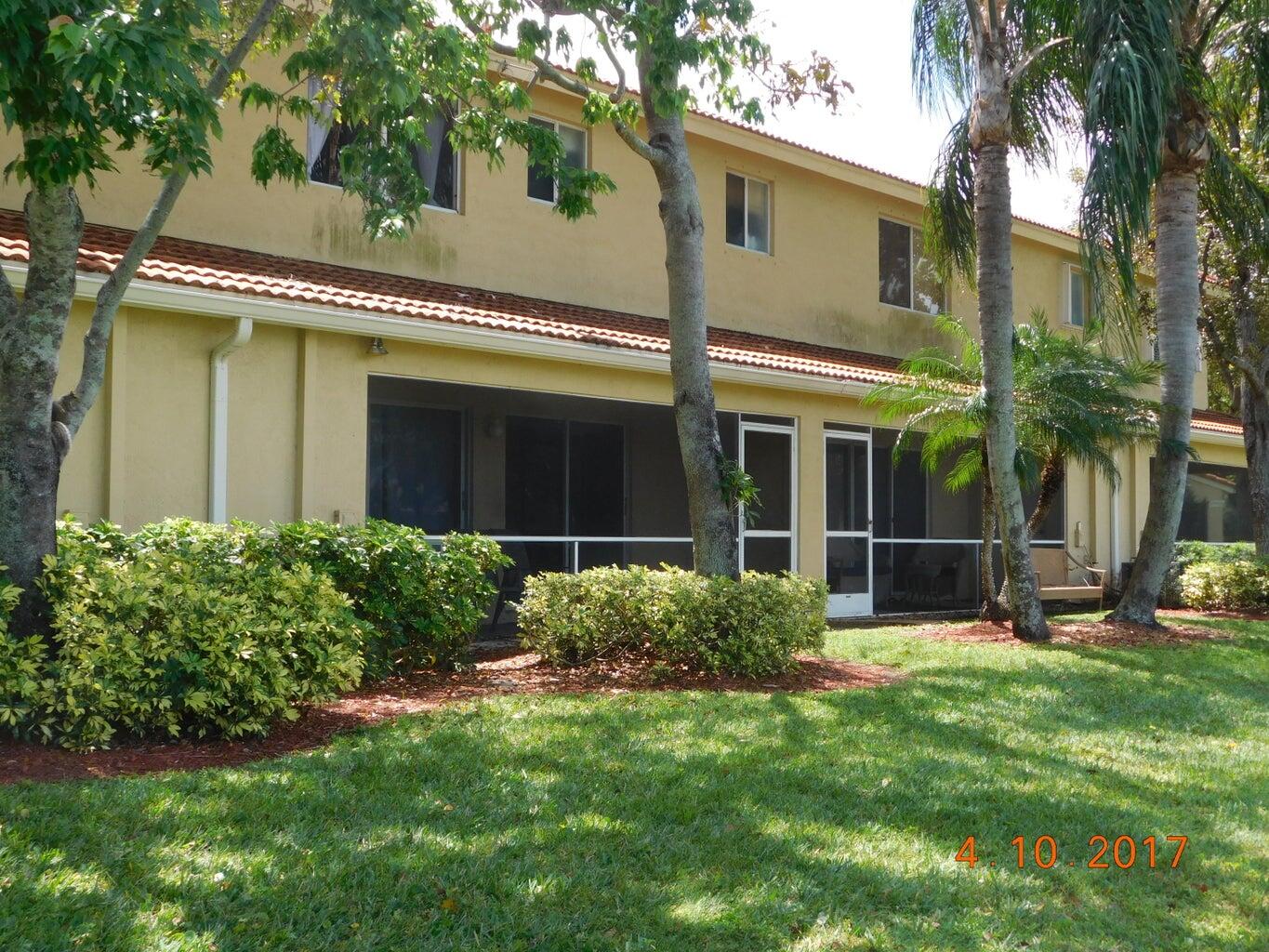 1044 Arezzo Circle