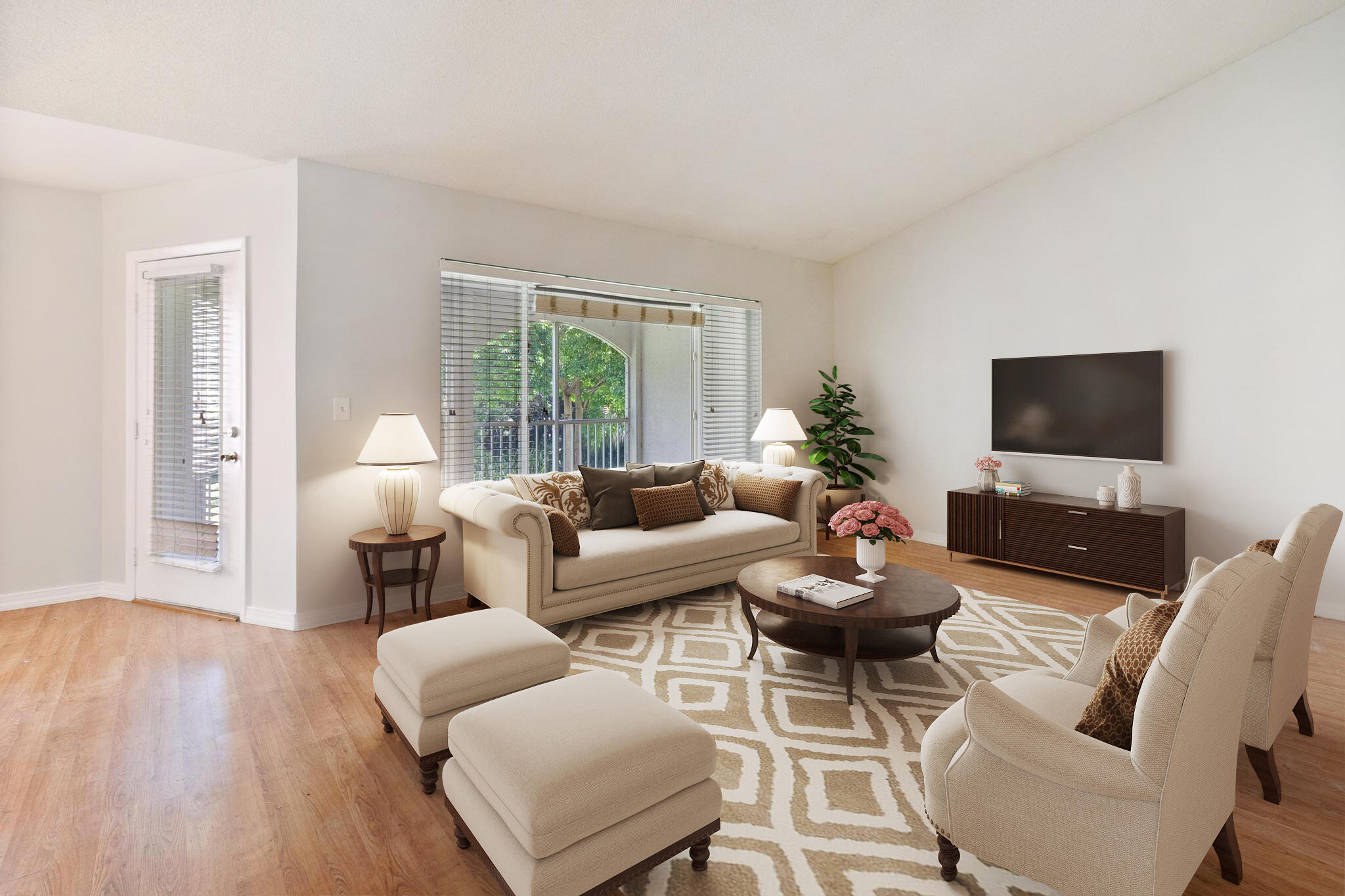 815 W Boulevard 16-202