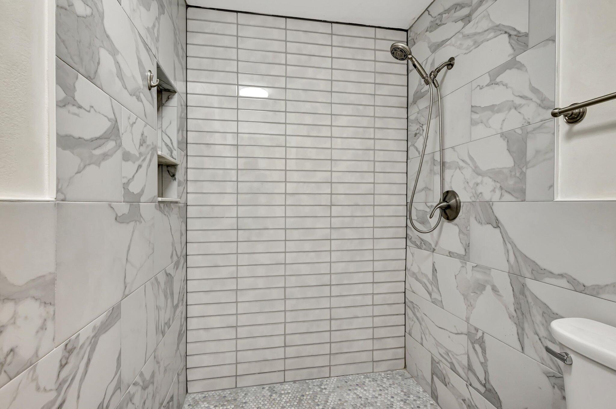 1107 Duncan Circle 102