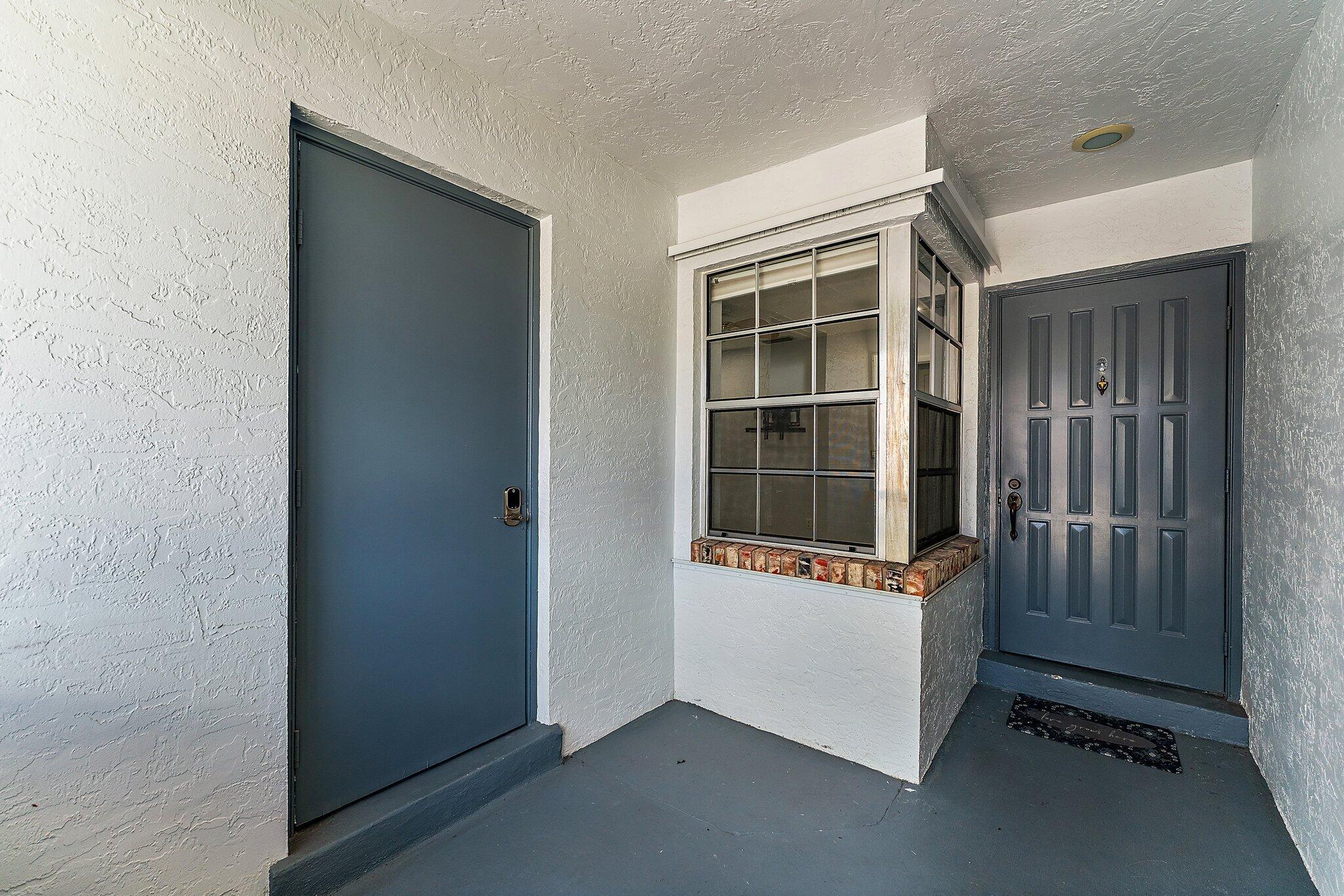 128 Moccasin Trail S