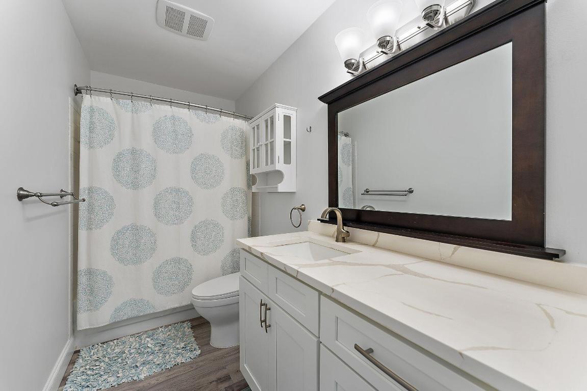 128 Moccasin Trail S