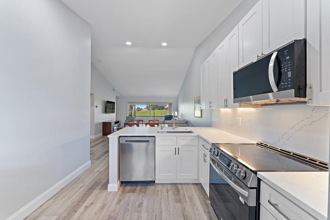 128 Moccasin Trail S