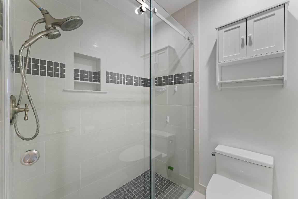 128 Moccasin Trail S