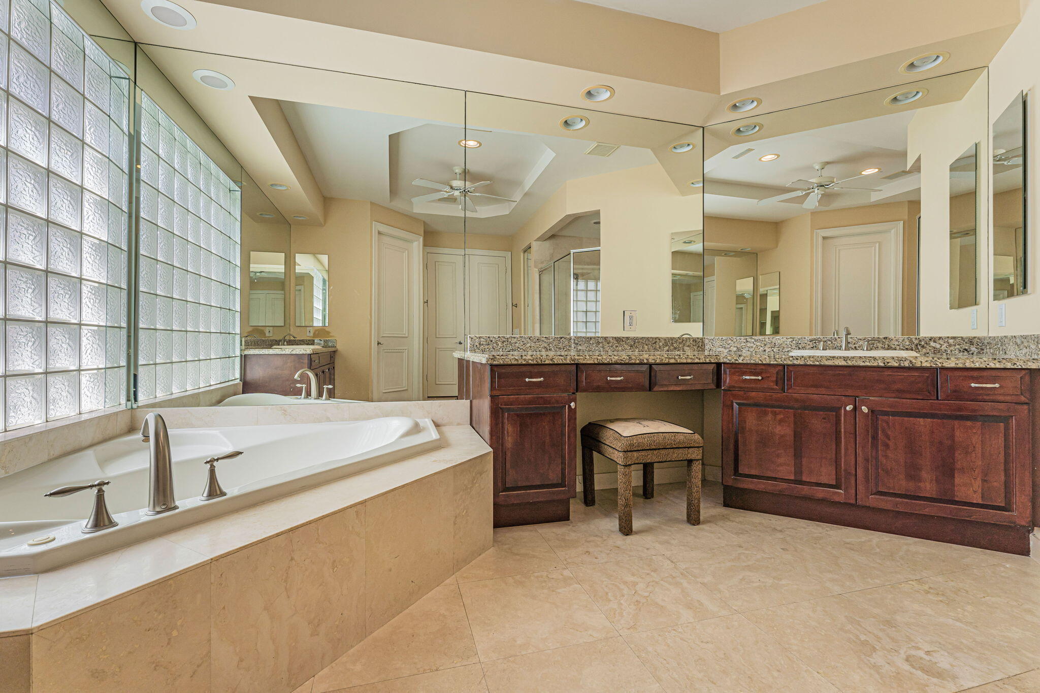 16024 Bristol Isle Way