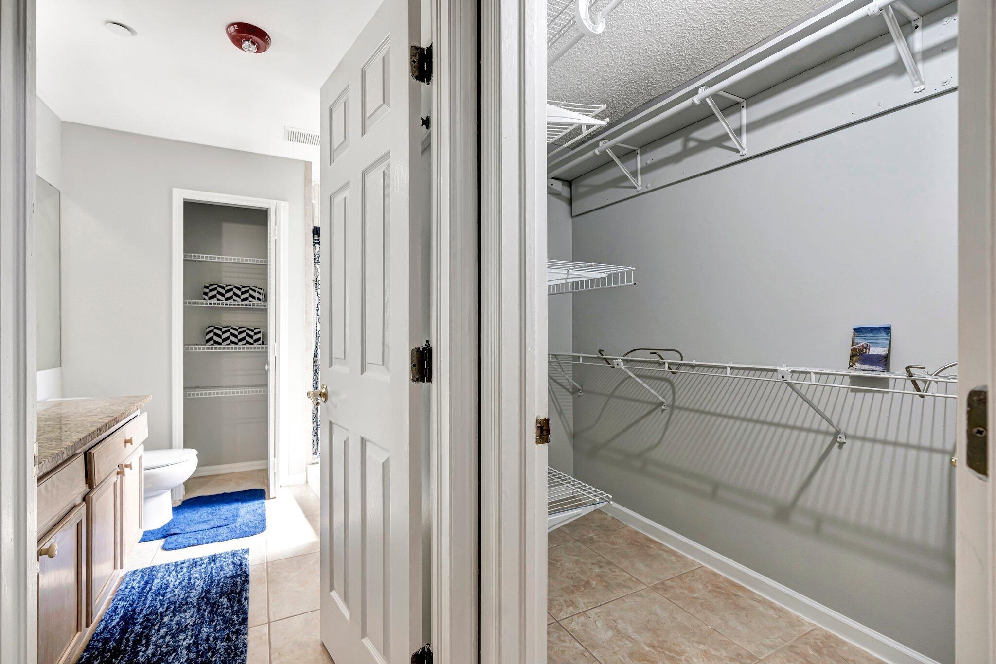 6190 Lauderdale Street