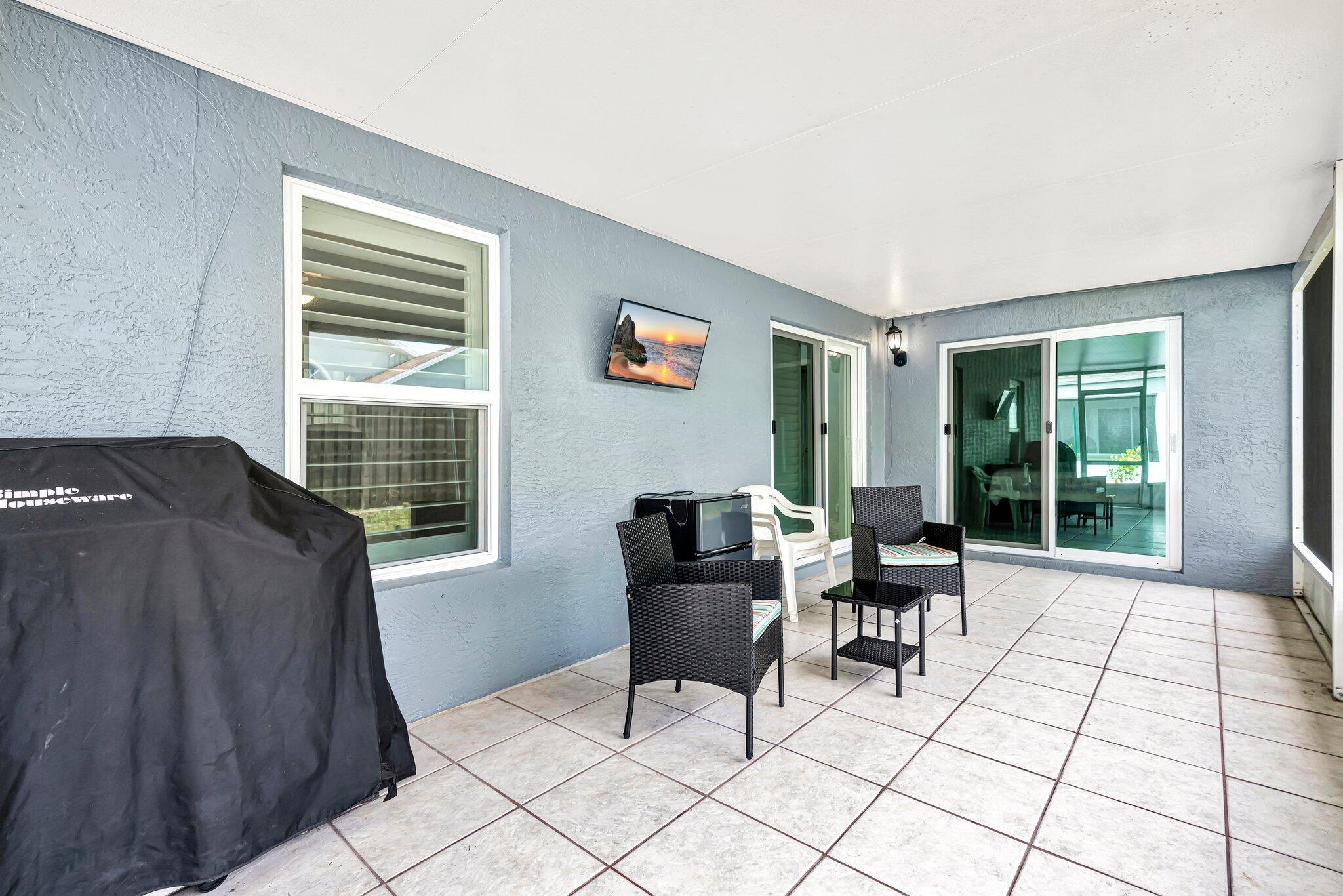 6190 Lauderdale Street