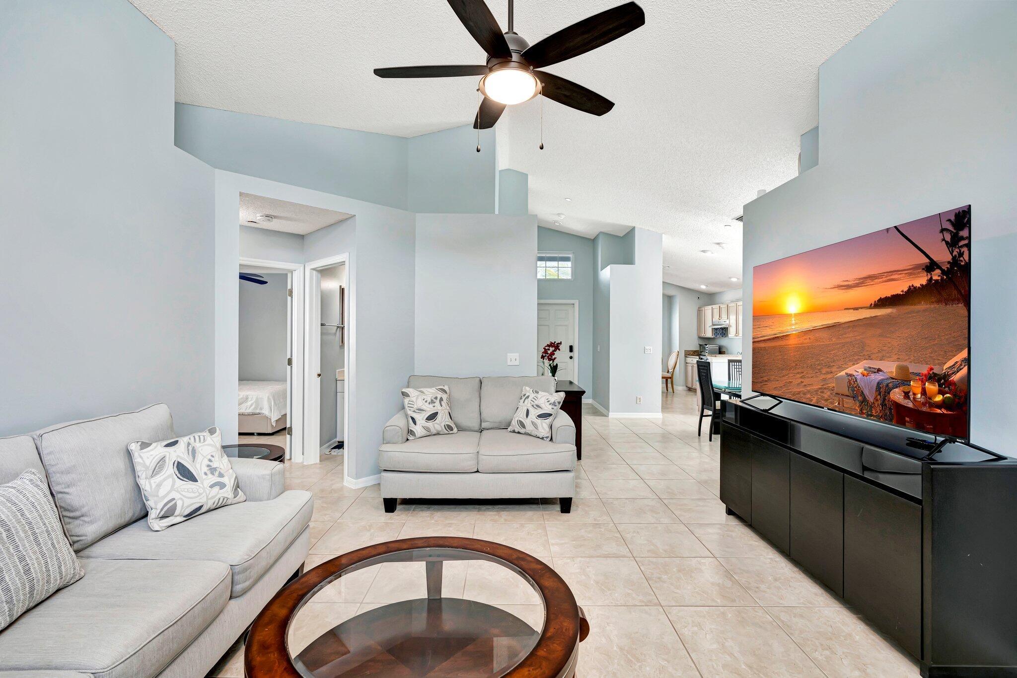 6190 Lauderdale Street