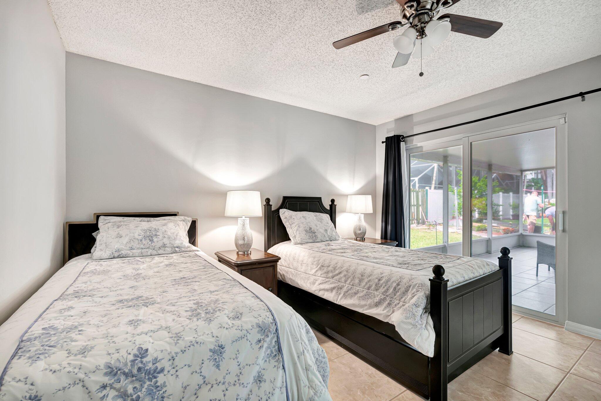 6190 Lauderdale Street