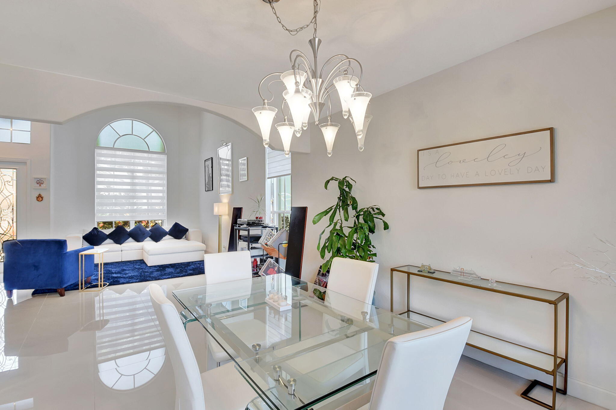 4806 N Classical Boulevard