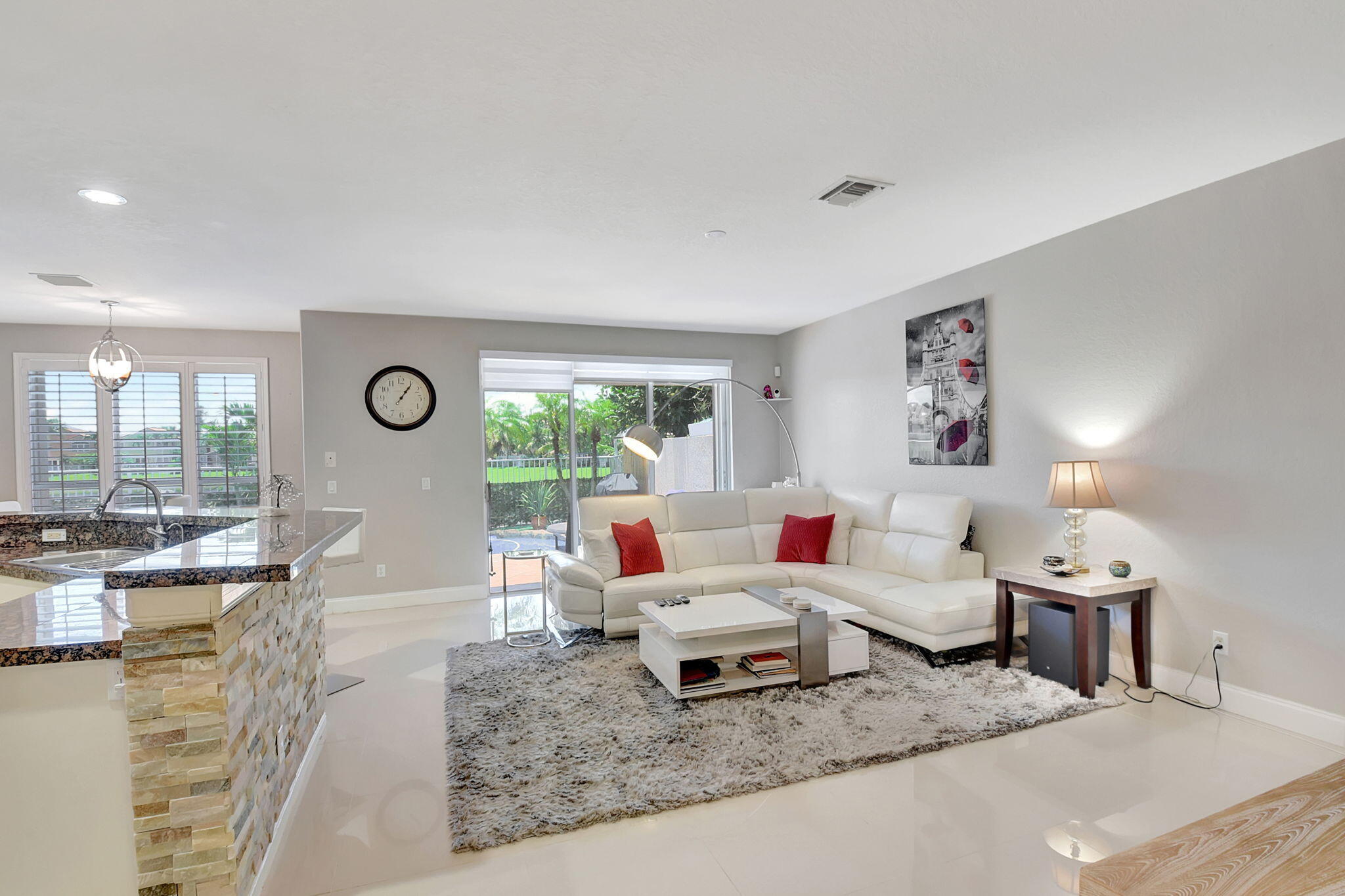 4806 N Classical Boulevard