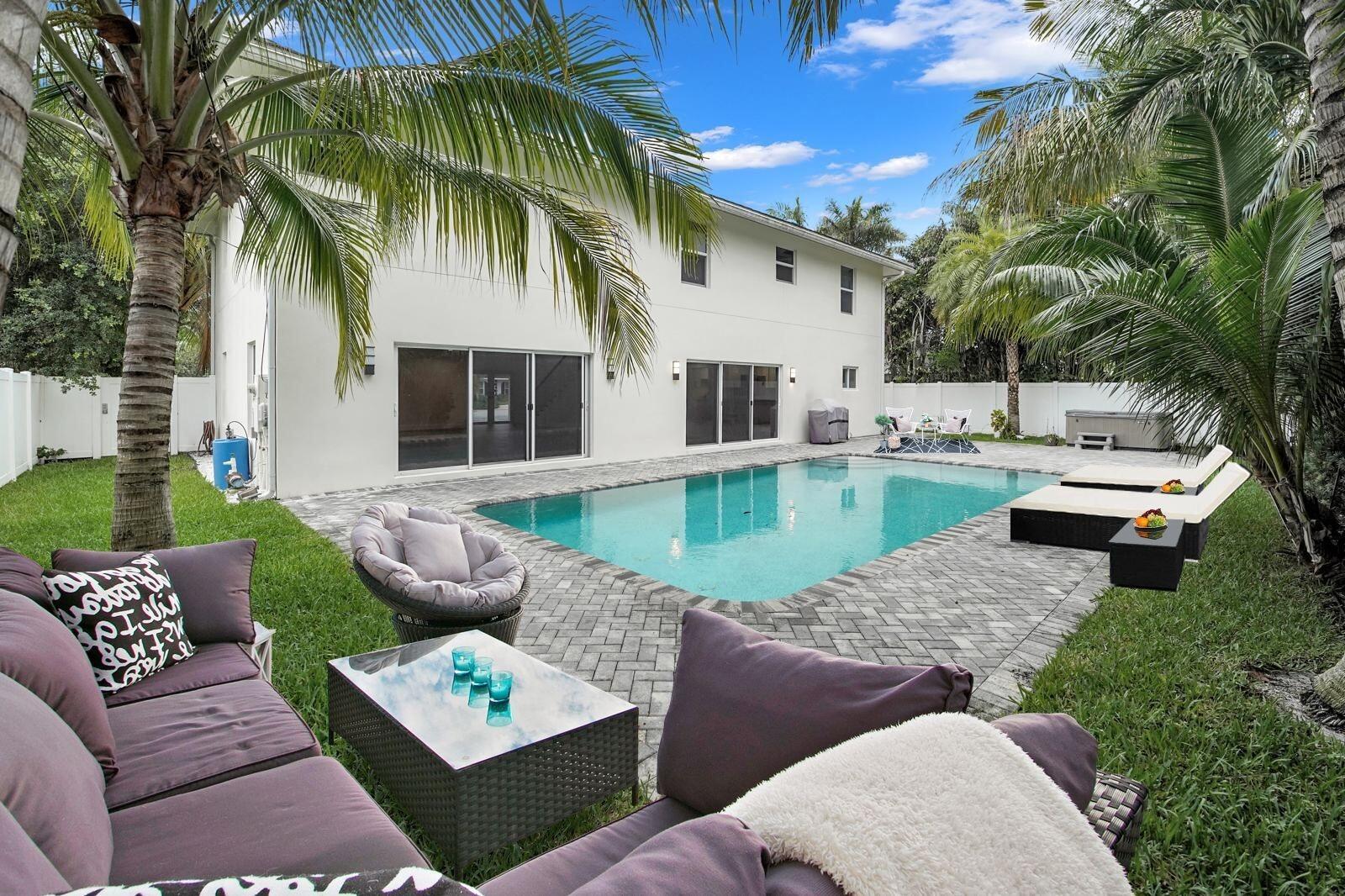 769 NW 7th Street