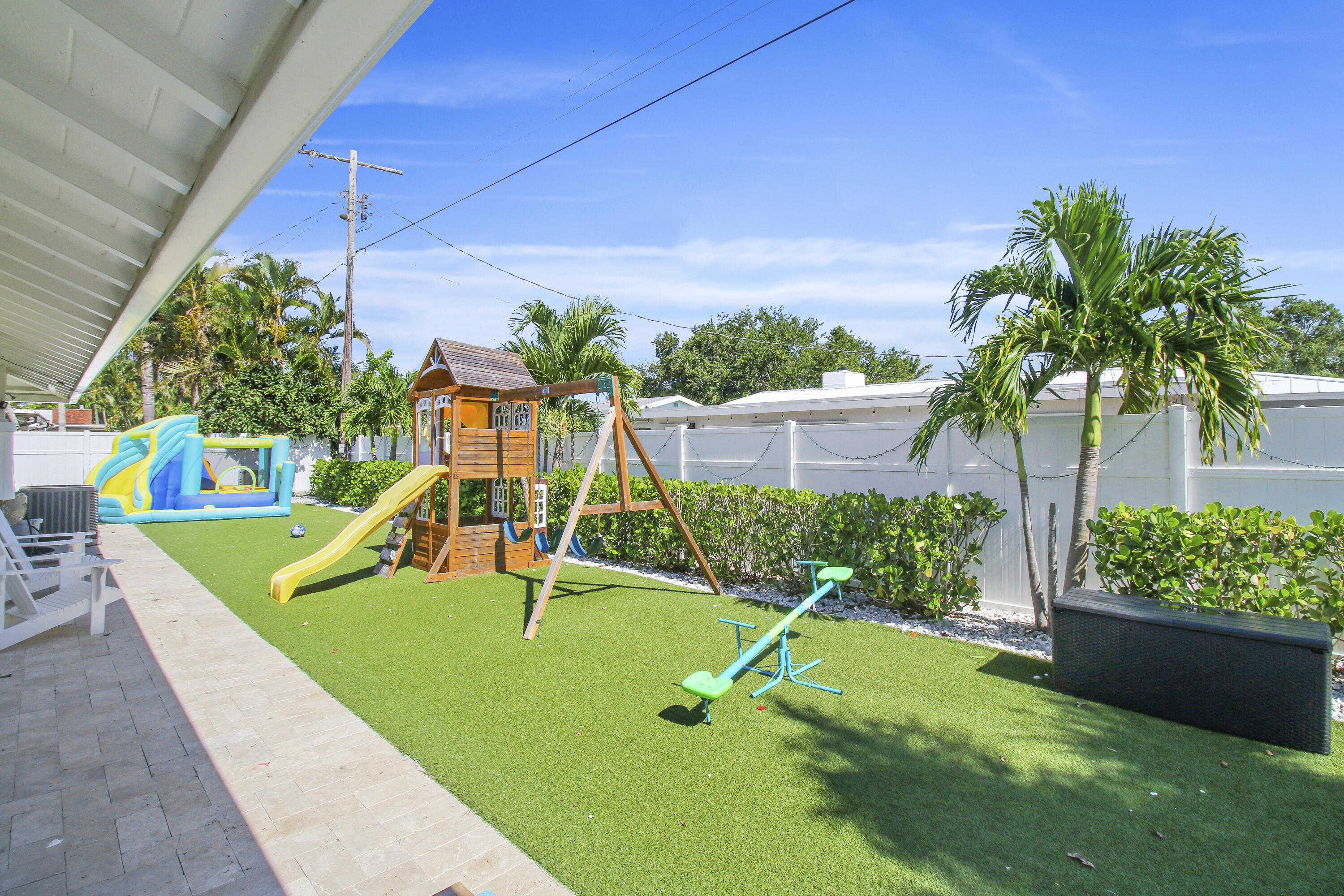 523 Harbour Road