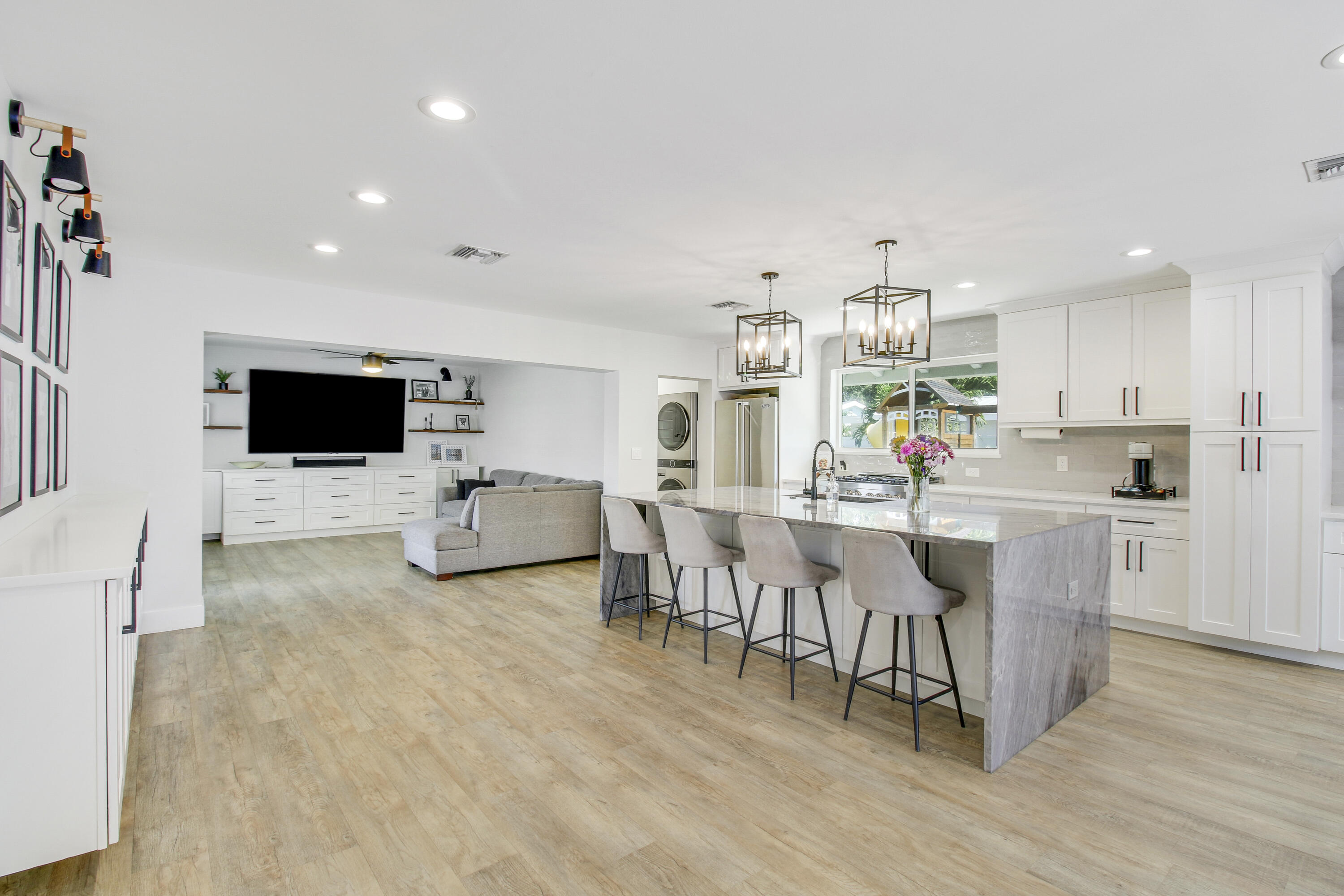 523 Harbour Road