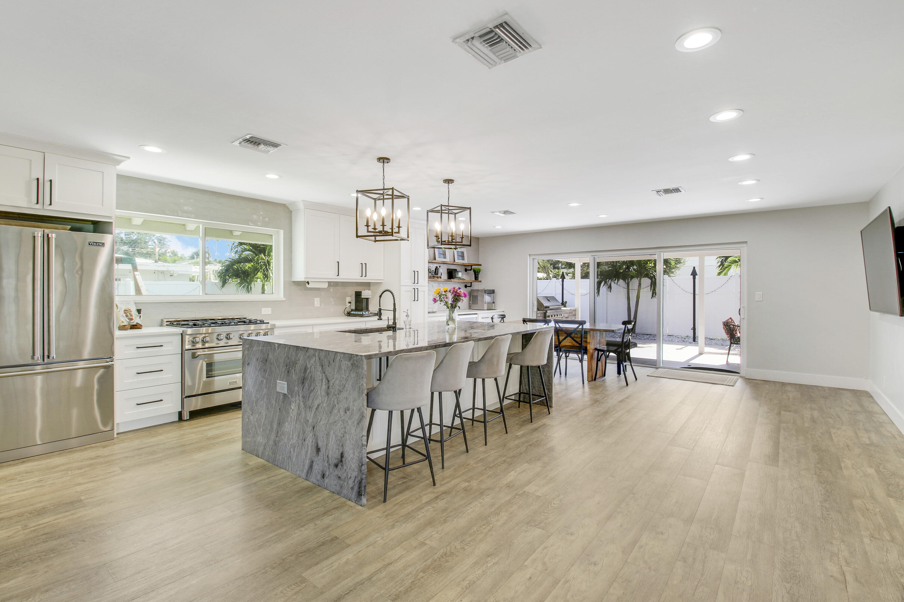 523 Harbour Road