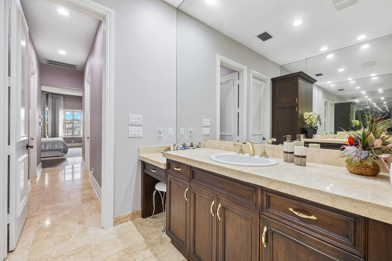 4445 Island Reef Drive