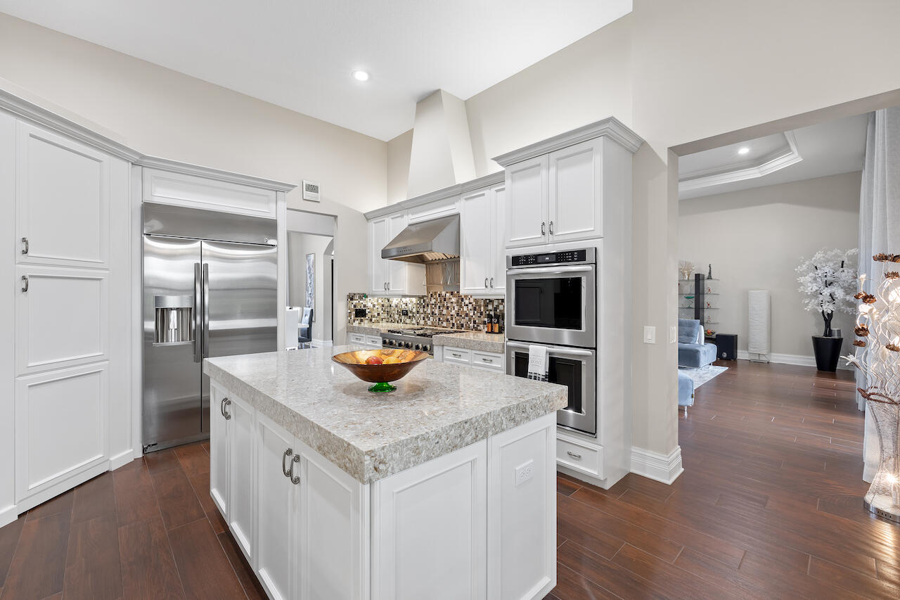 4445 Island Reef Drive