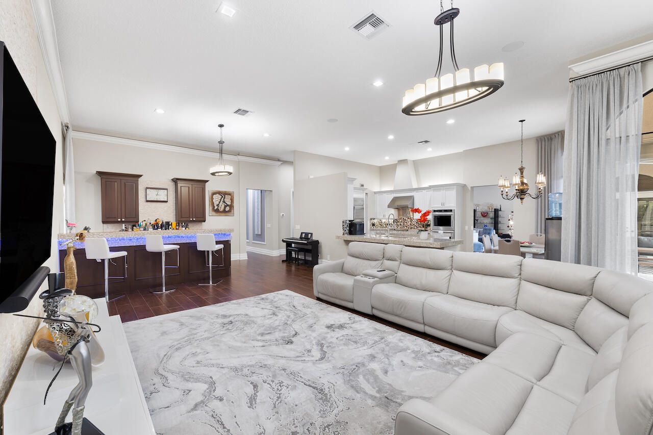 4445 Island Reef Drive