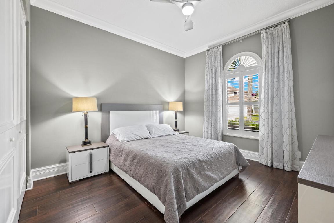 4445 Island Reef Drive