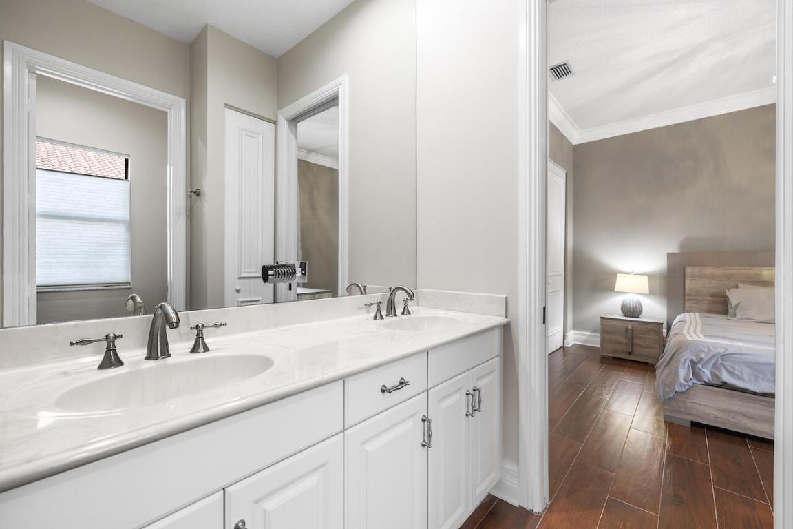 4445 Island Reef Drive