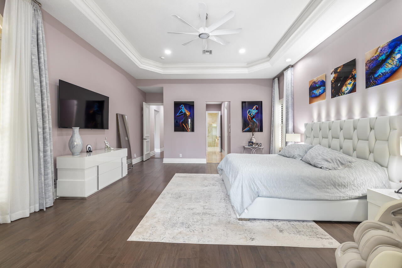 4445 Island Reef Drive