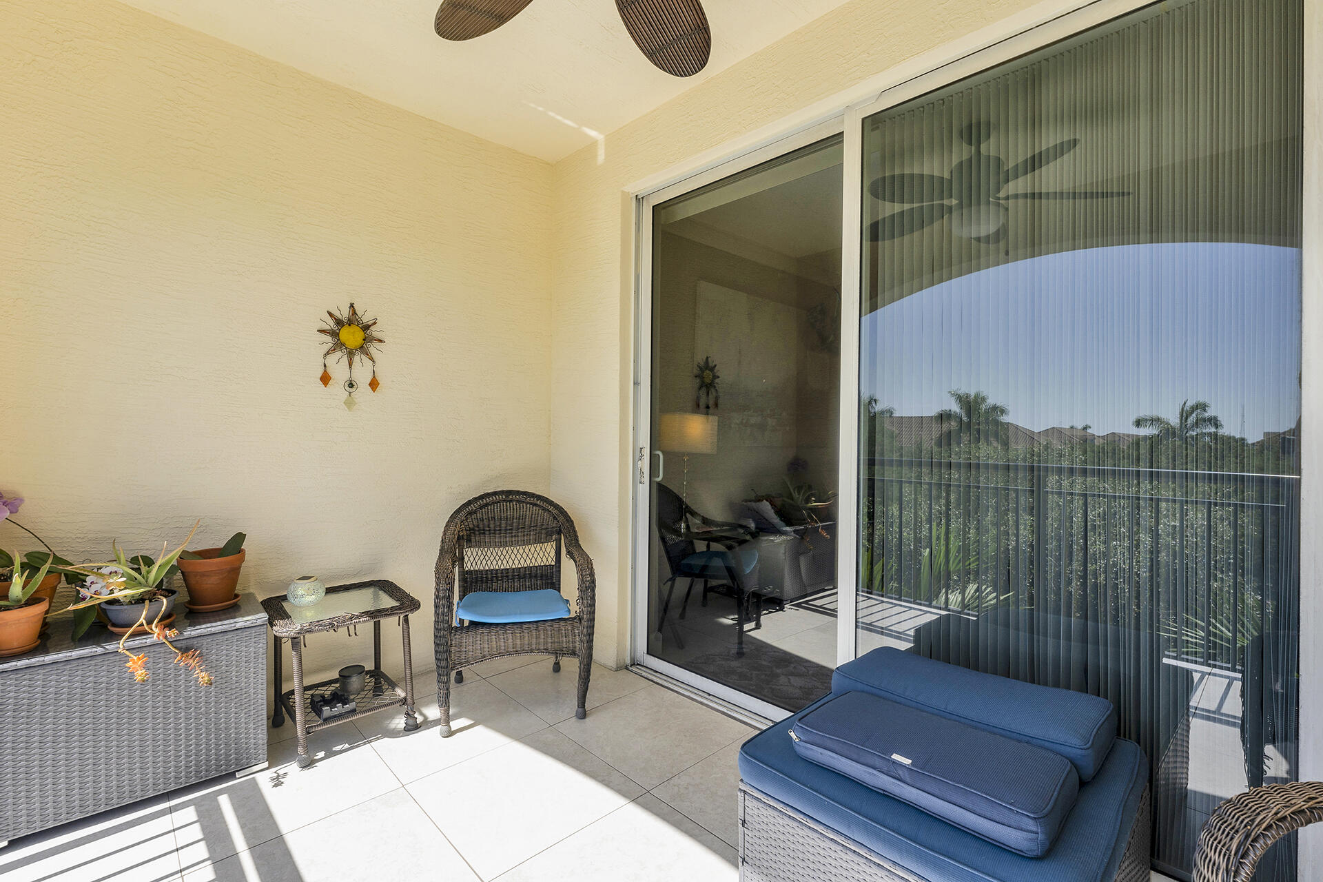 1411 Renaissance Way 411