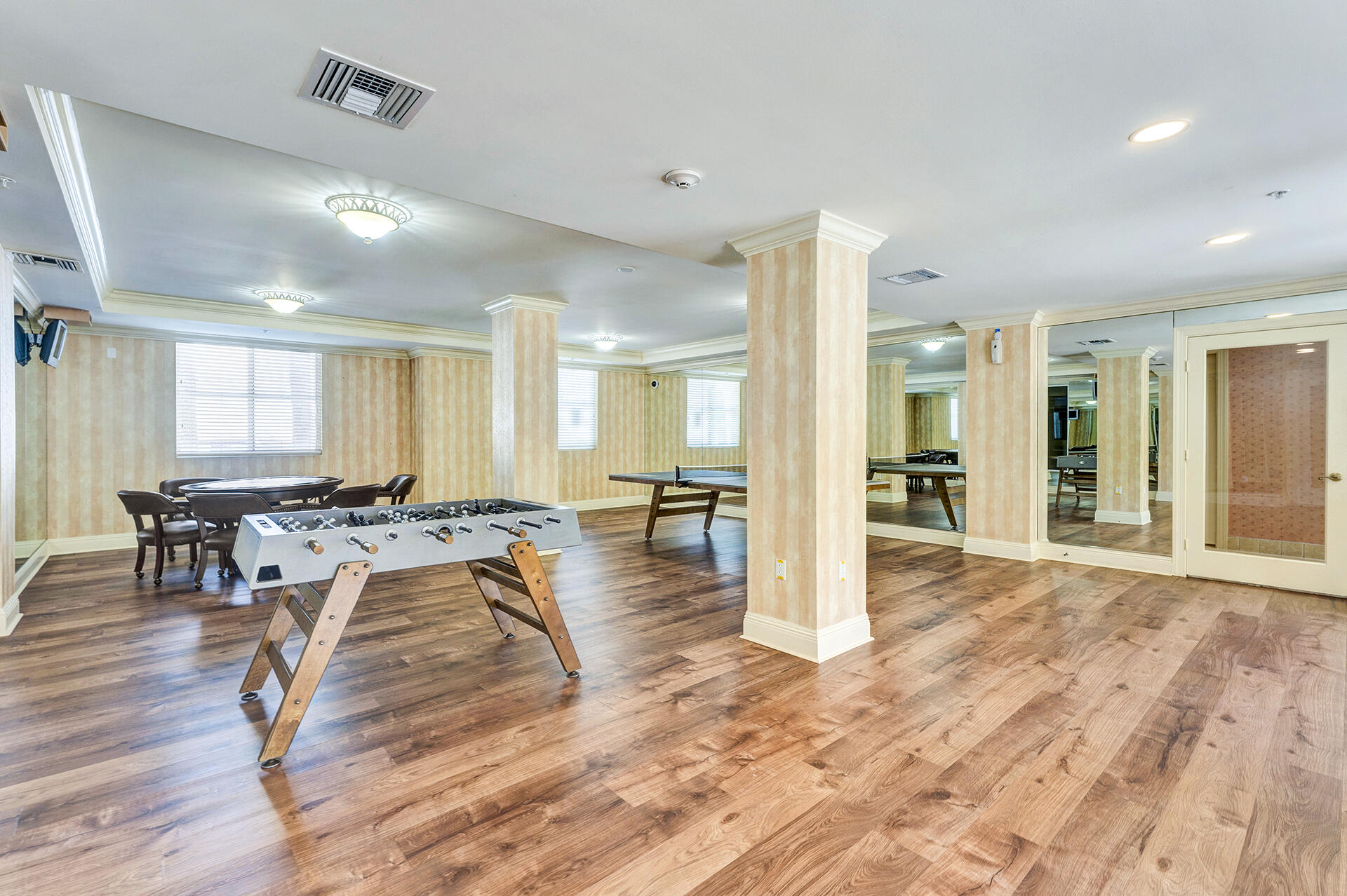 1411 Renaissance Way 411