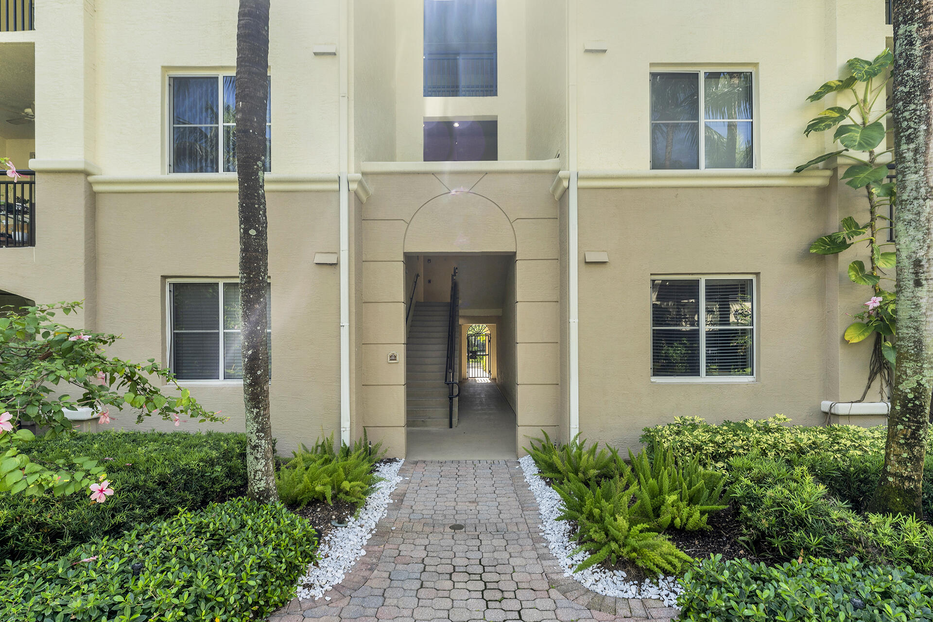 1411 Renaissance Way 411