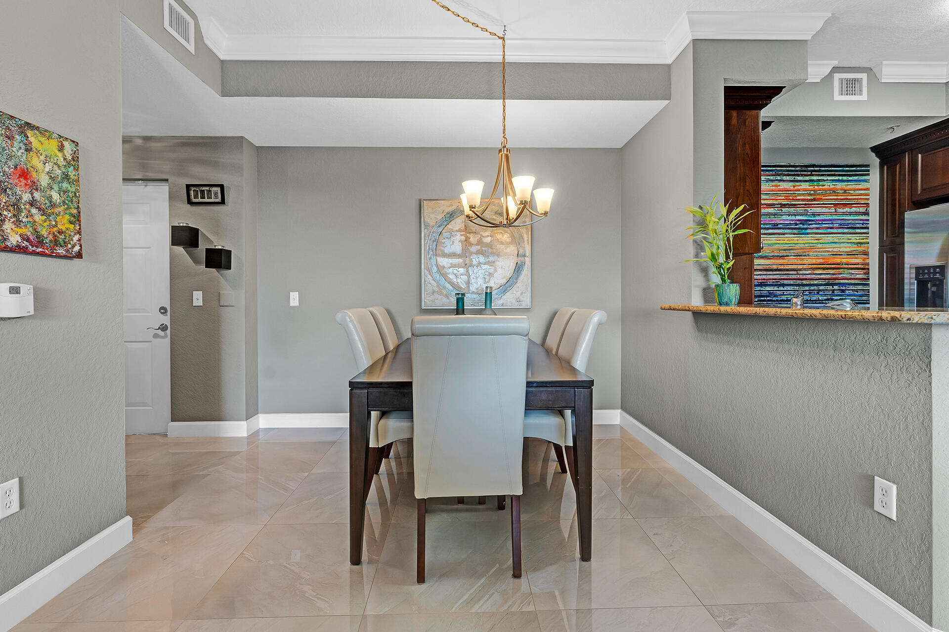 1411 Renaissance Way 411