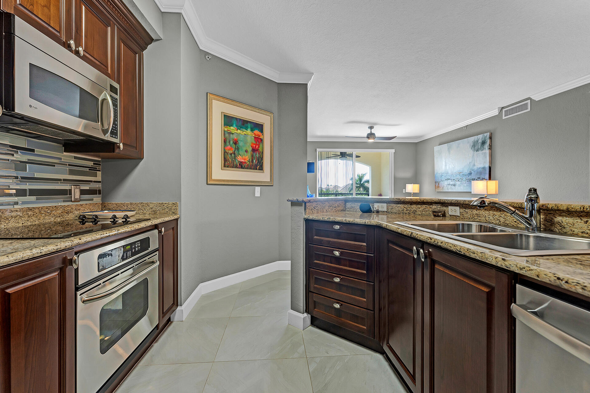 1411 Renaissance Way 411