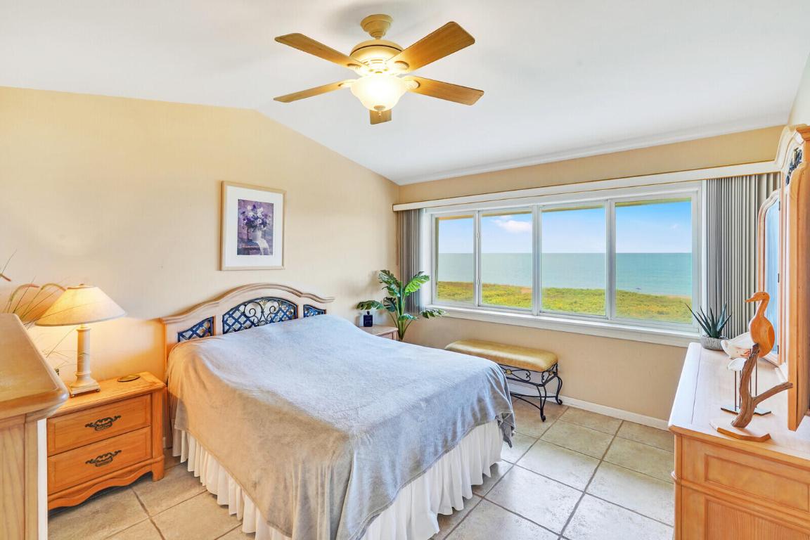 1550 S Ocean Drive 24