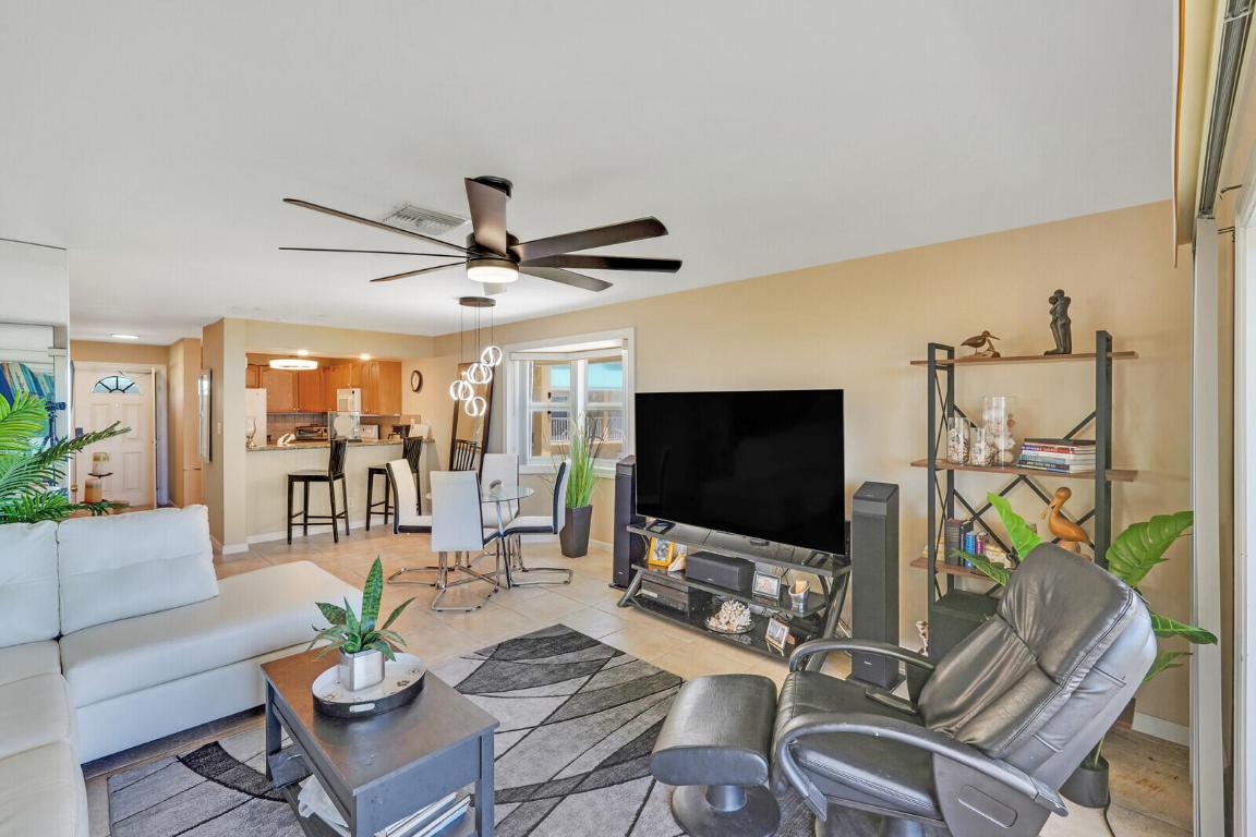 1550 S Ocean Drive 24