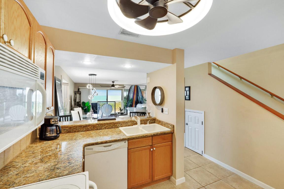 1550 S Ocean Drive 24